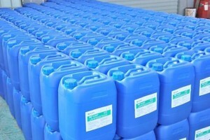 超聲波清洗器里到底能不能用蒸餾水？